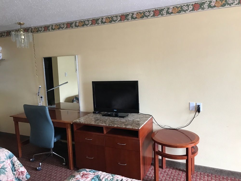 Riviera Inn Port Angeles Εξωτερικό φωτογραφία