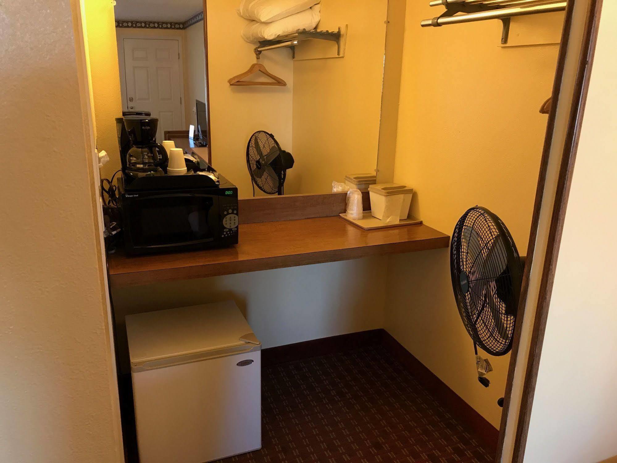 Riviera Inn Port Angeles Εξωτερικό φωτογραφία