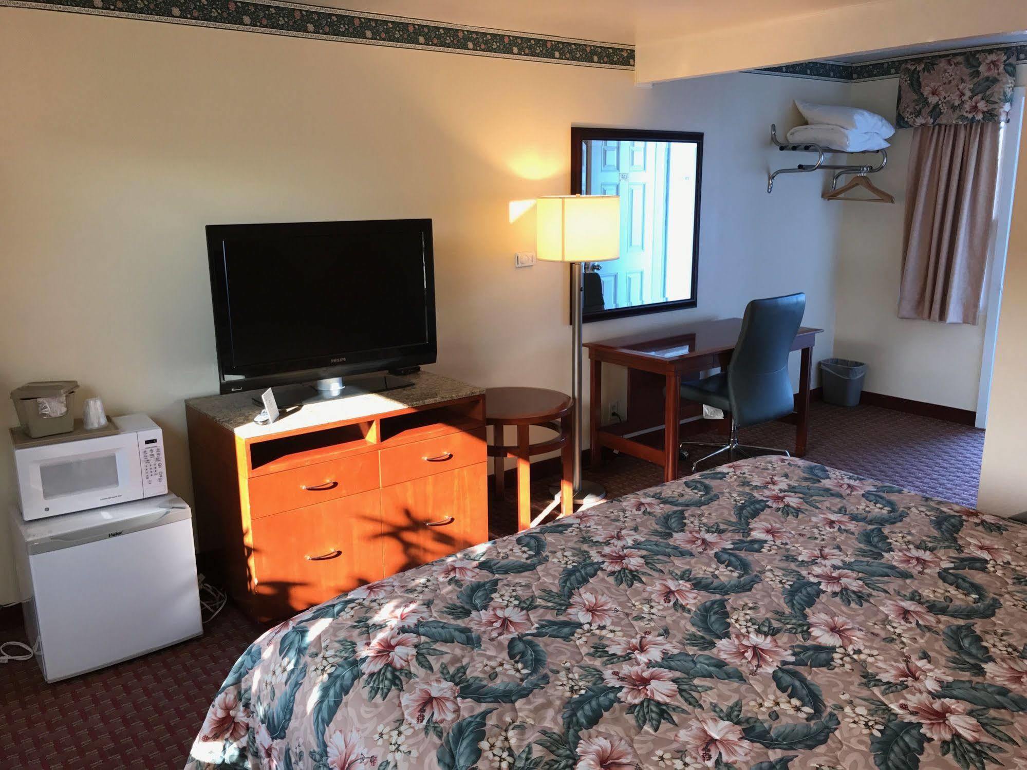 Riviera Inn Port Angeles Εξωτερικό φωτογραφία